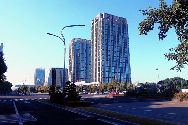 樓宇智能化專業化、系統化、節能化特點!(圖1) 樓宇智能化專業化、系統化、節能化特點!(圖1)